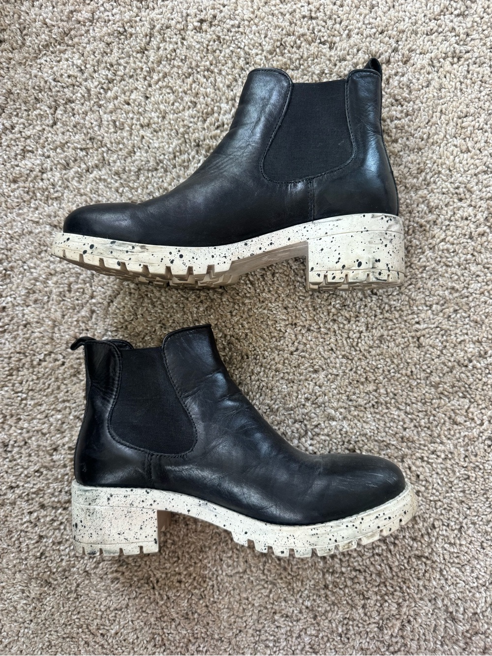 Urban Outfitters Black Leather Chelsea Boot with Speckled Cream Sole, 6